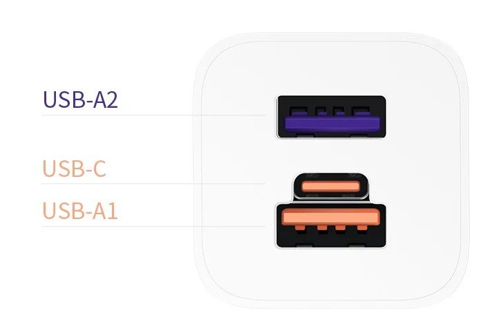 Очень маленькое мощное зарядное устройство с тремя портами USB. Представлено ЗУ Huawei 66W SuperCharge GaN Multi-port Charger